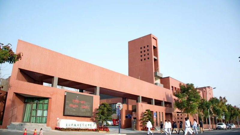 国产二极管：揭秘其在现代电子设备中的应用奥秘**